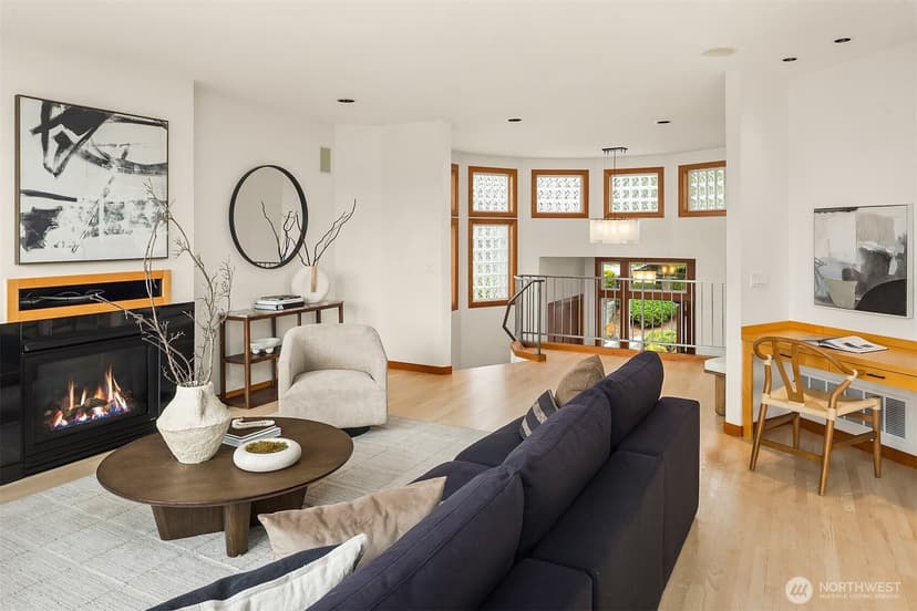 Property photo for 227 8th Avenue, Kirkland photo 6