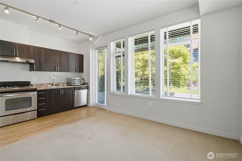 Property photo for 15100 6th Avenue SW #310, Burien photo 9