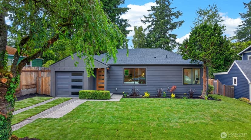 Property photo for 3152 NE 82nd Street, Seattle