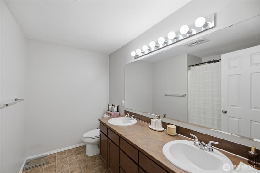 Property photo for 14458 46th Drive NE, Marysville photo 11