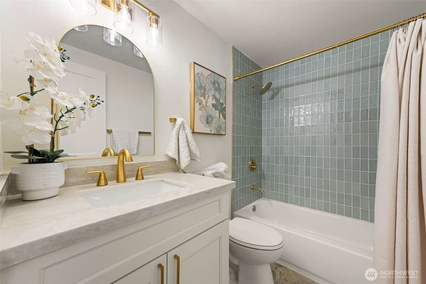 Property photo for 8655 NE 170th Street, Kenmore photo 17
