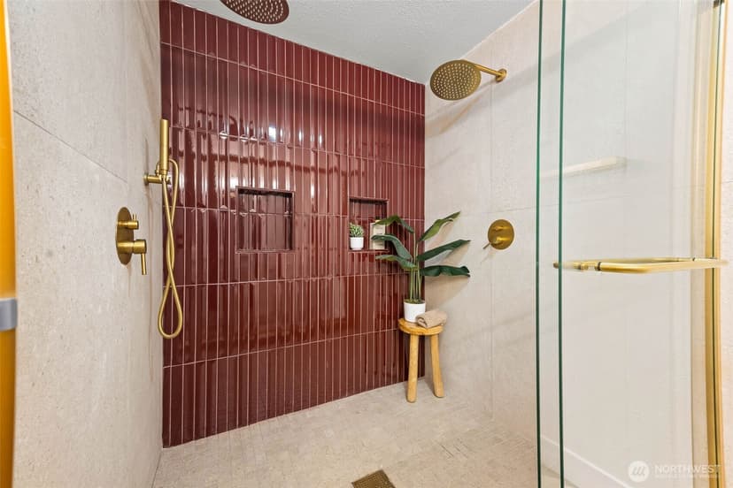 Property photo for 8655 NE 170th Street, Kenmore photo 14