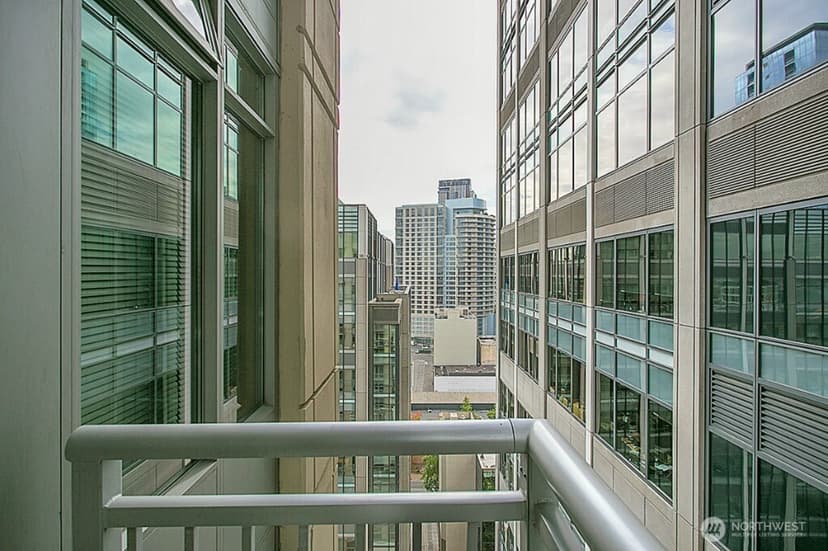 Property photo for 819 Virginia Street #2208, Seattle photo 14