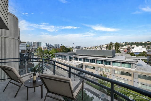 Property photo for 1550 Eastlake Avenue E #503, Seattle