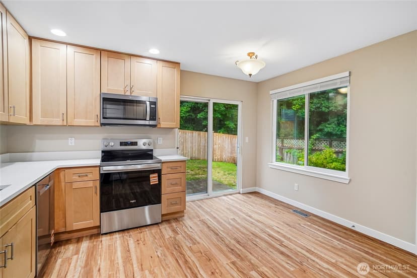 Property photo for 26487 NE Valley Street, Duvall photo 9