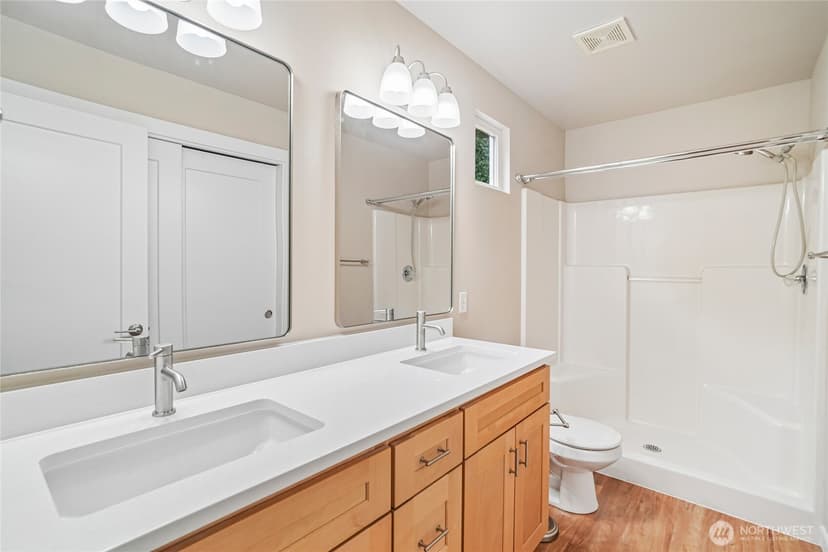 Property photo for 26487 NE Valley Street, Duvall photo 13