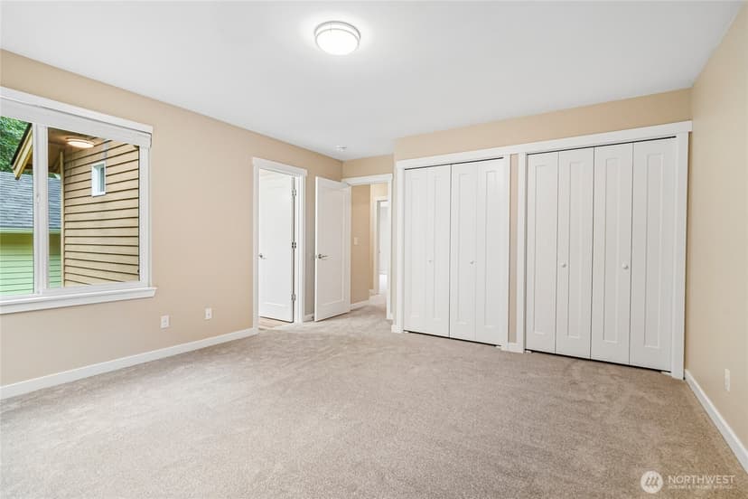 Property photo for 26487 NE Valley Street, Duvall photo 12