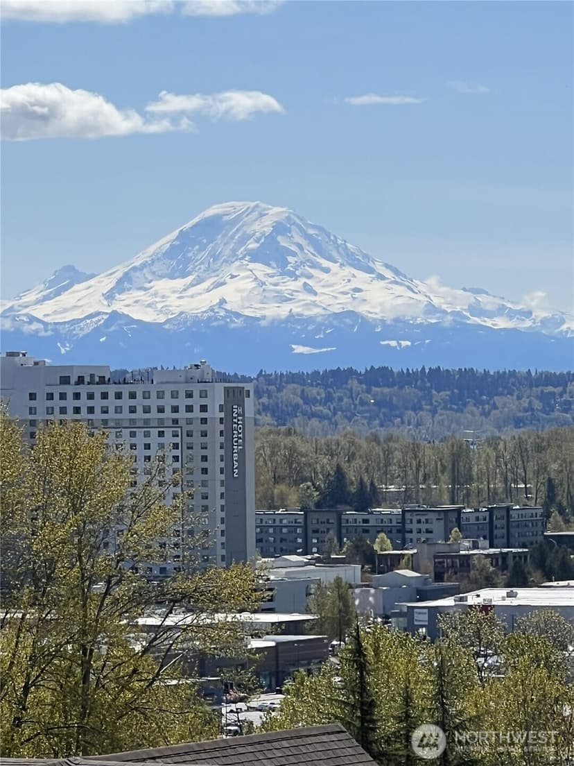 Property photo for 15330 Sunwood Boulevard #E304, Tukwila