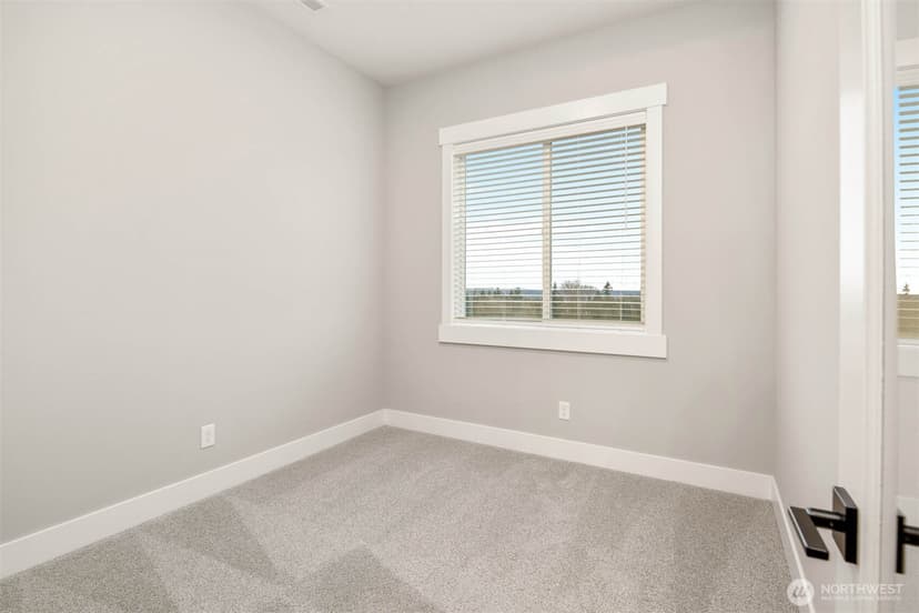 Property photo for 3853 95th Avenue E, Edgewood photo 12