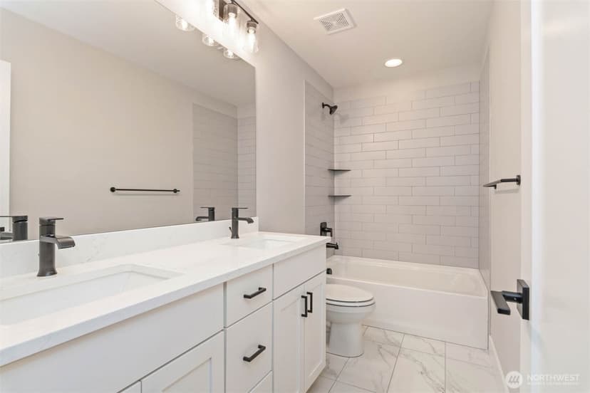 Property photo for 3853 95th Avenue E, Edgewood photo 16