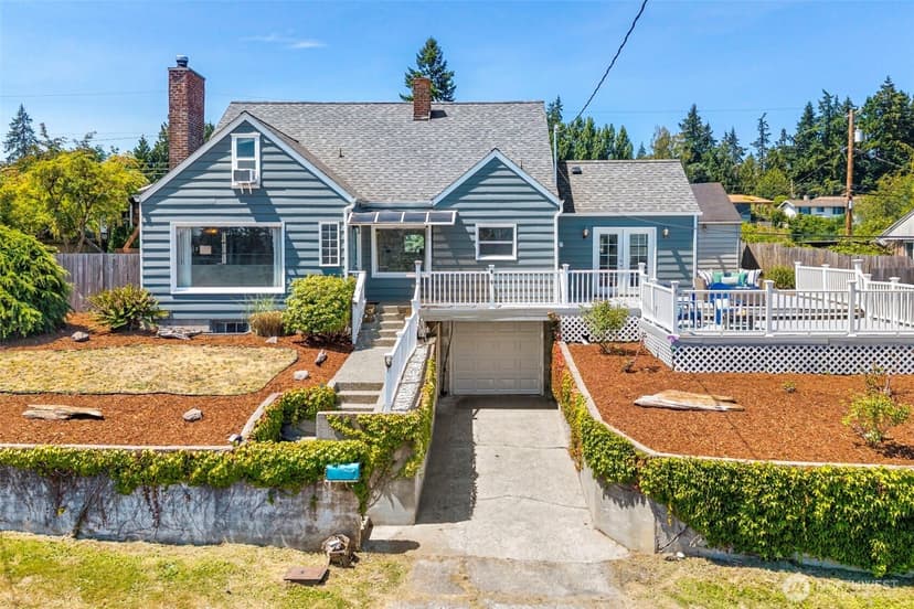 Property photo for 2425 N Wycoff Avenue, Bremerton photo 2