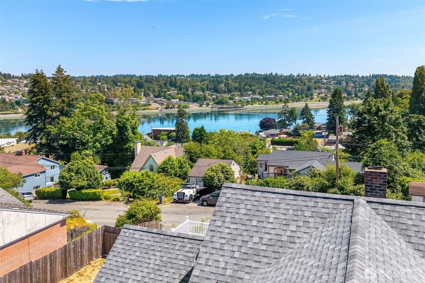Property photo for 2425 N Wycoff Avenue, Bremerton photo 35