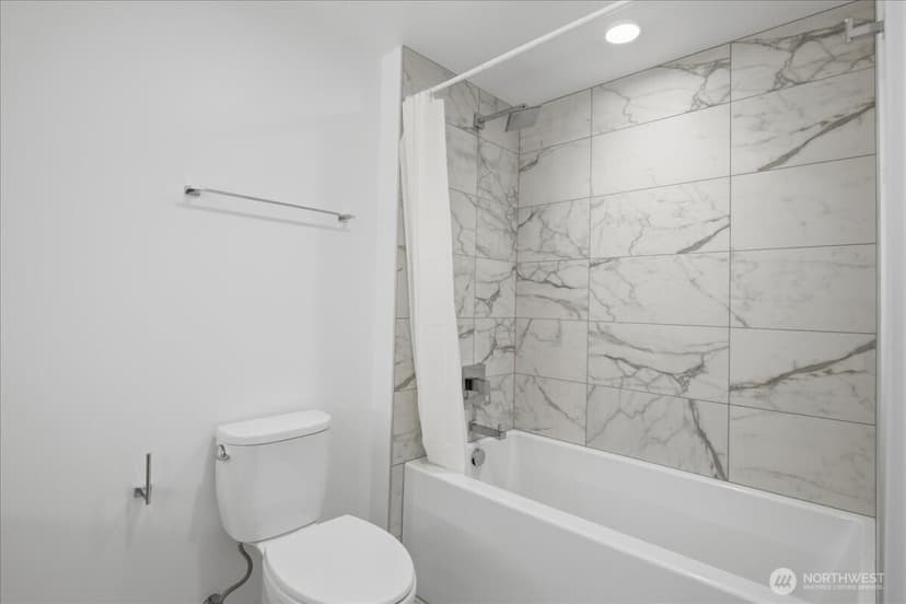 Property photo for 1808 Minor Avenue #3309, Seattle photo 10