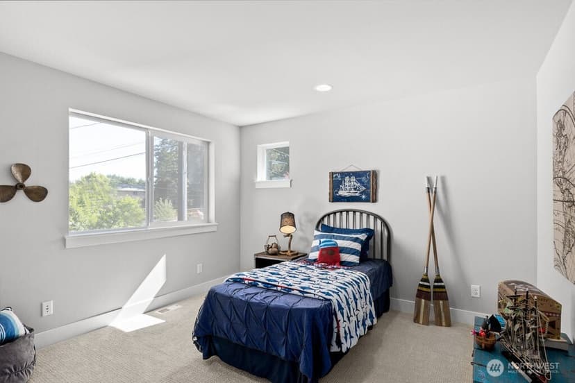 Property photo for 20114 10th Avenue W #B, Lynnwood photo 16
