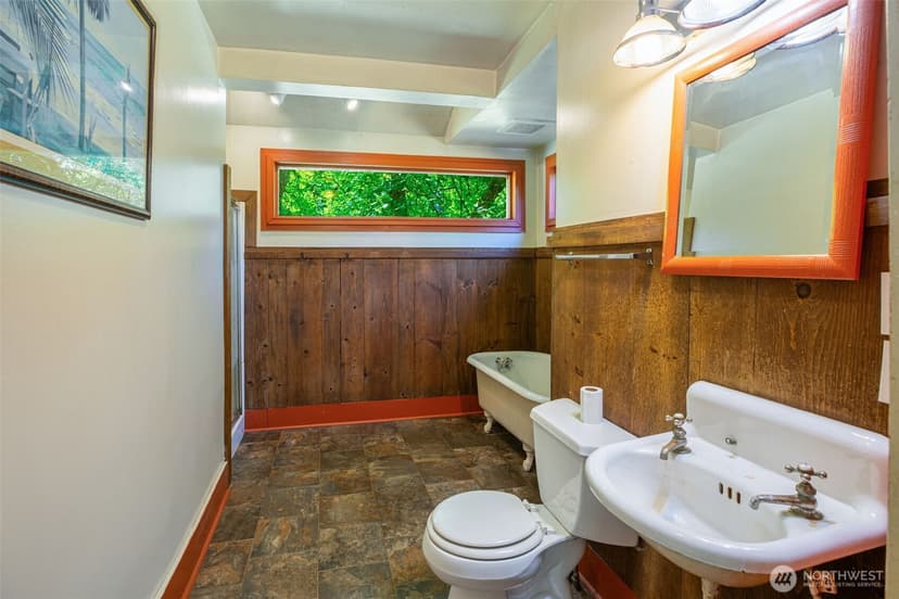 Property photo for 5609 318th Avenue NE, Carnation photo 23