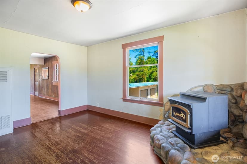 Property photo for 5609 318th Avenue NE, Carnation photo 9