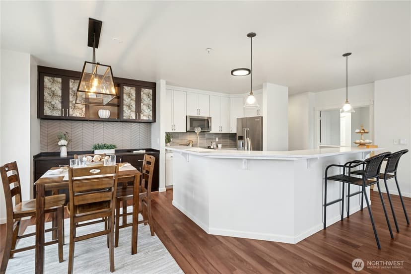 Property photo for 1000 N Aurora Avenue #409, Seattle photo 10