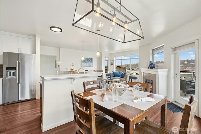 Property photo for 1000 N Aurora Avenue #409, Seattle photo 8