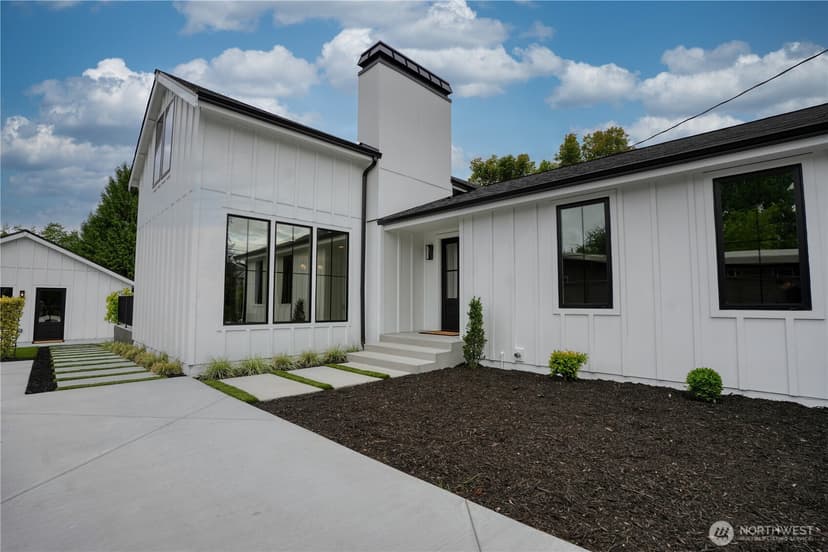 Property photo for 7743 Seward Park Avenue S, Seattle photo 32