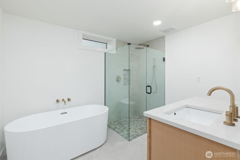 Property photo for 7743 Seward Park Avenue S, Seattle photo 22