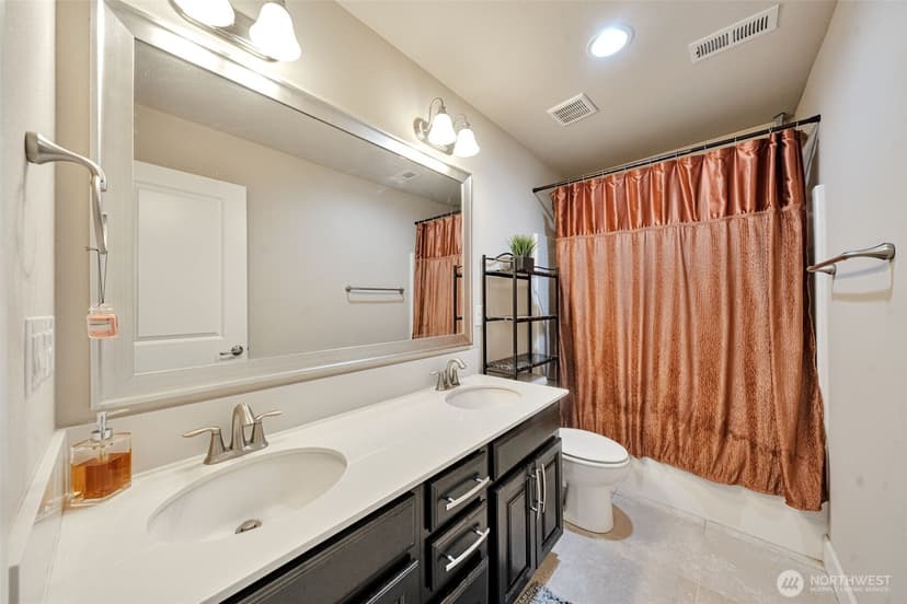 Property photo for 909 SW 338th Street, Federal Way photo 23