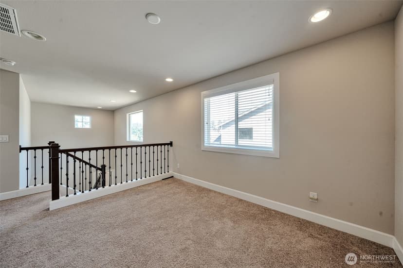 Property photo for 909 SW 338th Street, Federal Way photo 20