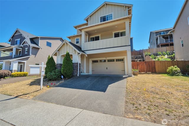 Property photo for 909 SW 338th Street, Federal Way photo 2
