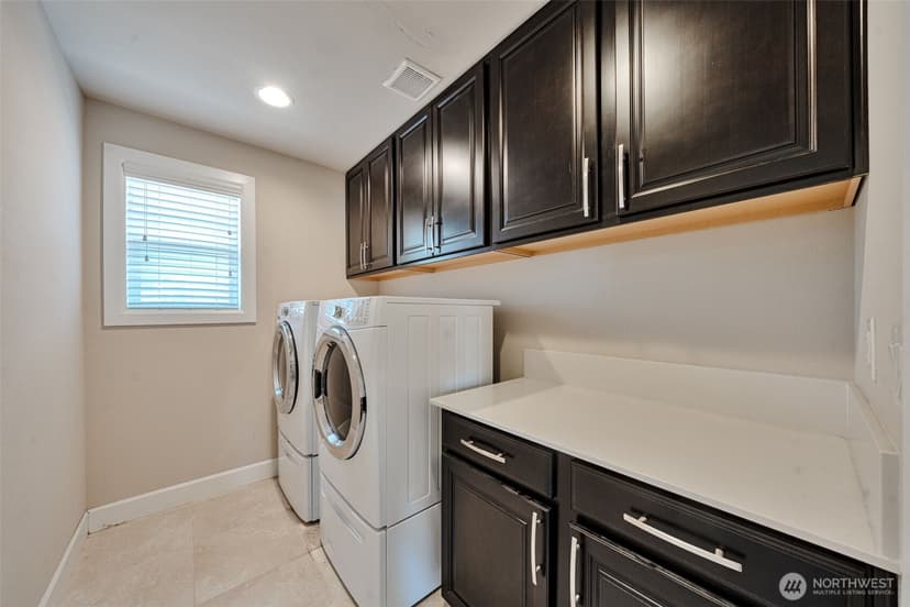 Property photo for 909 SW 338th Street, Federal Way photo 22