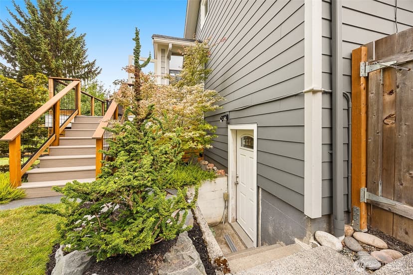 Property photo for 7623 46th Avenue S, Seattle photo 27