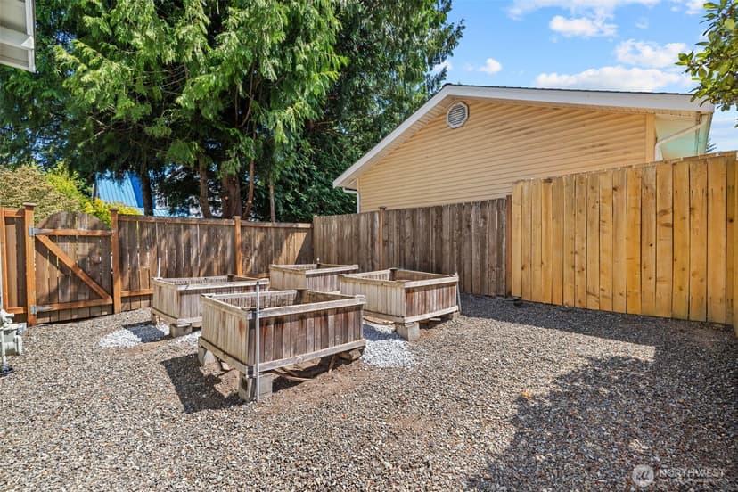 Property photo for 12627 NE 157th Street, Woodinville photo 38