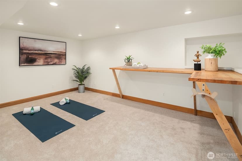Property photo for 2038 9th Street W, Kirkland photo 28