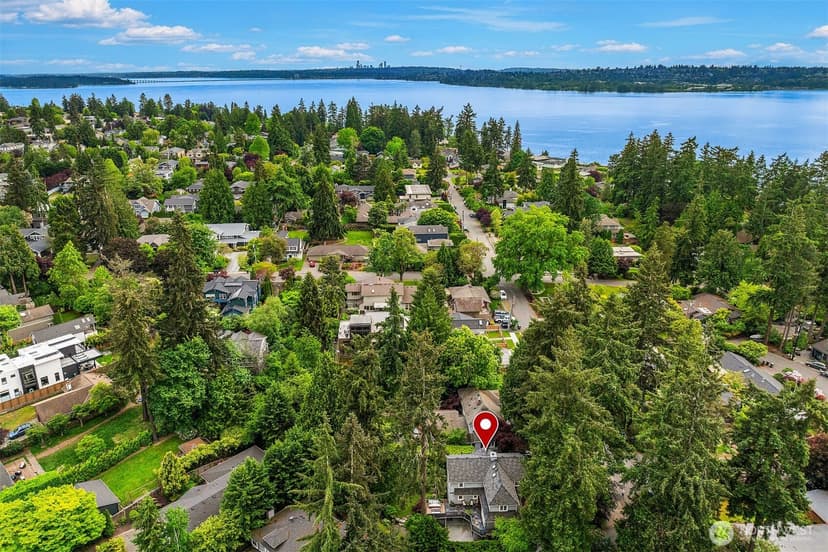 Property photo for 2038 9th Street W, Kirkland photo 36