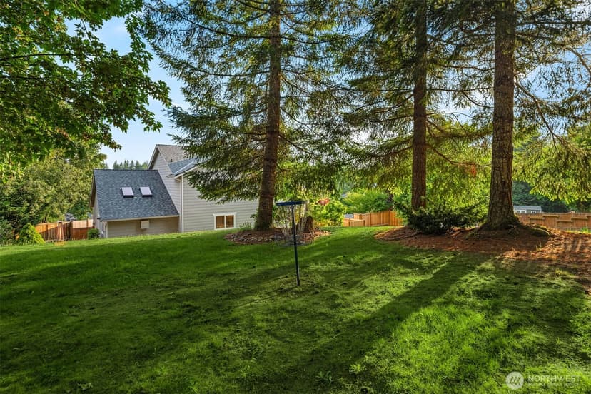 Property photo for 9624 185th Drive SE, Snohomish photo 32