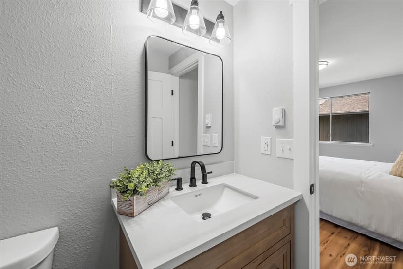 Property photo for 7058 Corfu Boulevard NE, Bremerton photo 25