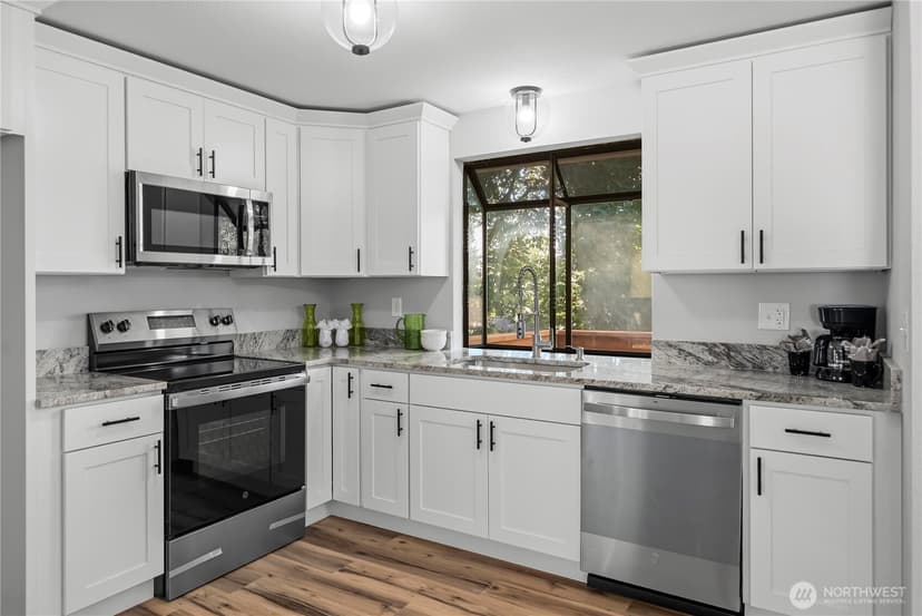 Property photo for 7058 Corfu Boulevard NE, Bremerton photo 11
