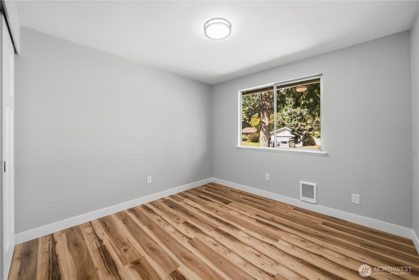 Property photo for 7058 Corfu Boulevard NE, Bremerton photo 17