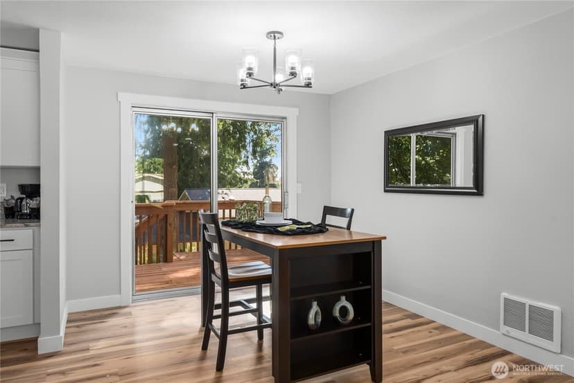Property photo for 7058 Corfu Boulevard NE, Bremerton photo 9