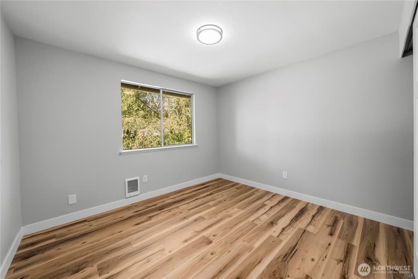 Property photo for 7058 Corfu Boulevard NE, Bremerton photo 19