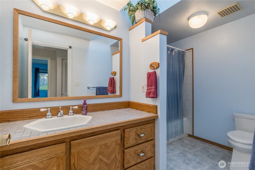 Property photo for 2555 Forest Ridge Drive SE, Auburn photo 15