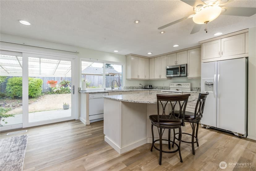 Property photo for 2555 Forest Ridge Drive SE, Auburn photo 9