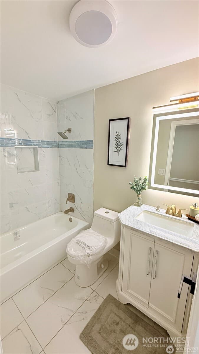 Property photo for 10003 SE 192nd Street, Renton photo 13