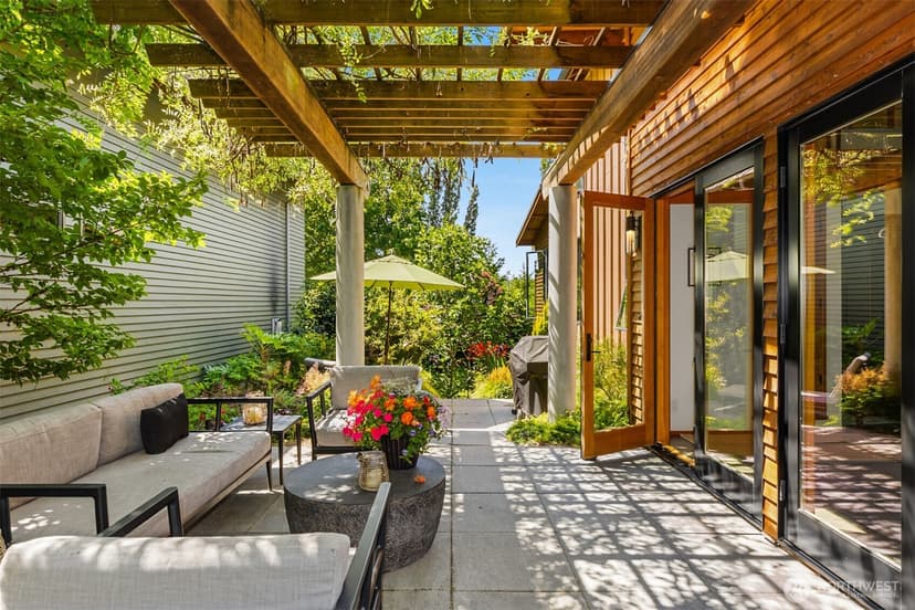Property photo for 175 Wood Avenue SW, Bainbridge Island photo 3