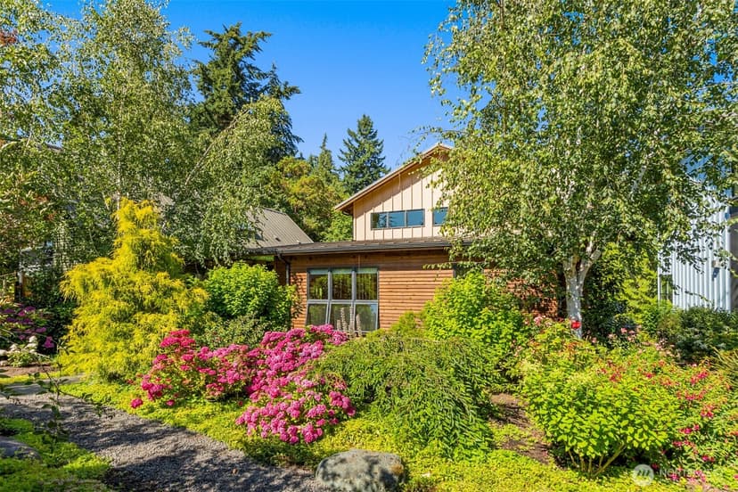 Property photo for 175 Wood Avenue SW, Bainbridge Island