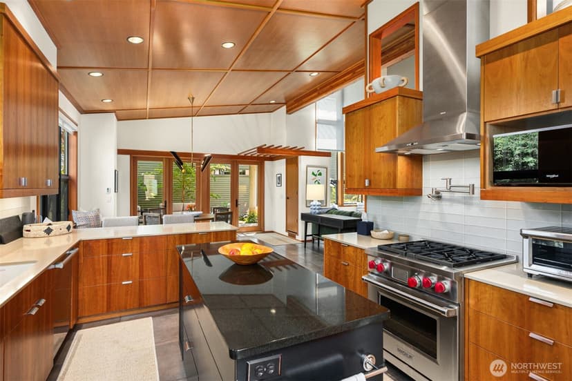 Property photo for 175 Wood Avenue SW, Bainbridge Island photo 13