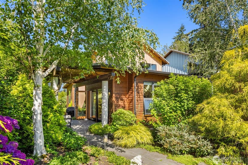 Property photo for 175 Wood Avenue SW, Bainbridge Island photo 2