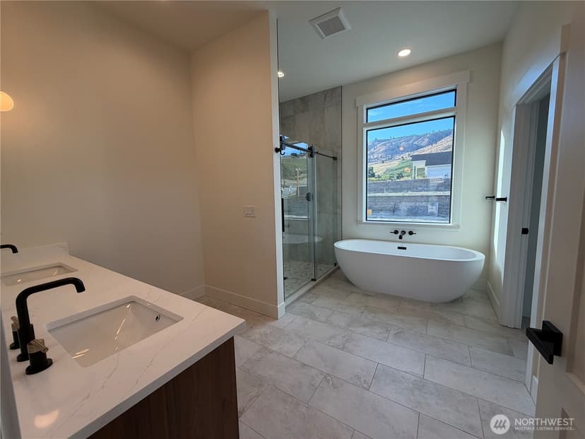 Property photo for 21 Loretta Lane, Chelan photo 25