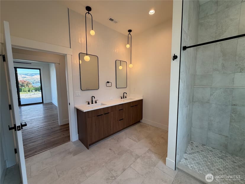 Property photo for 21 Loretta Lane, Chelan photo 29
