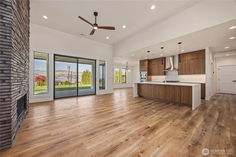 Property photo for 21 Loretta Lane, Chelan photo 12