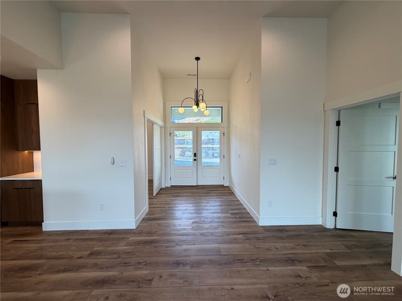 Property photo for 21 Loretta Lane, Chelan photo 5