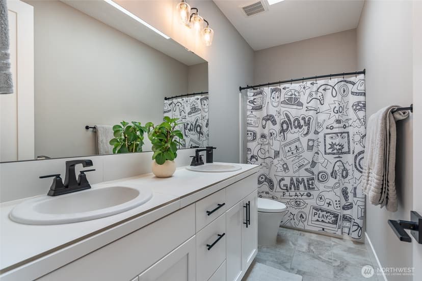 Property photo for 7219 Myers Road E, Bonney Lake photo 23